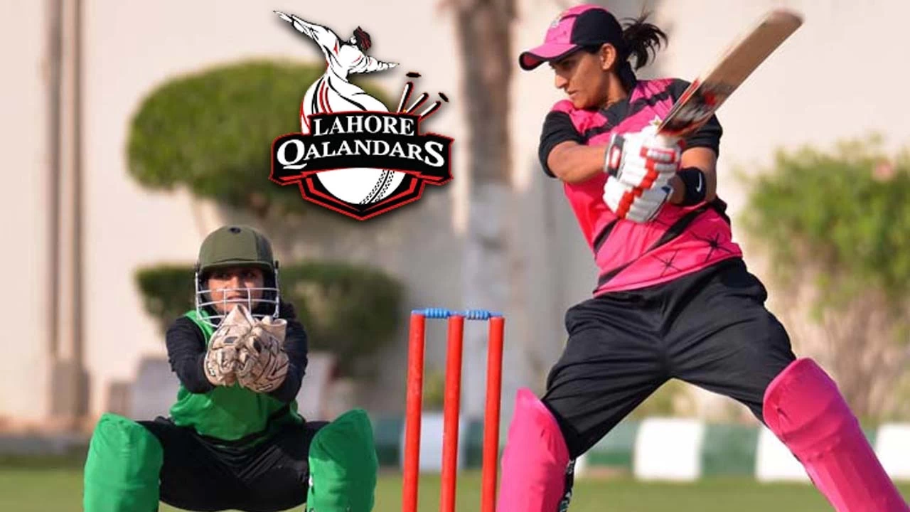 Lahore Qalandars extend support to women cricketers
